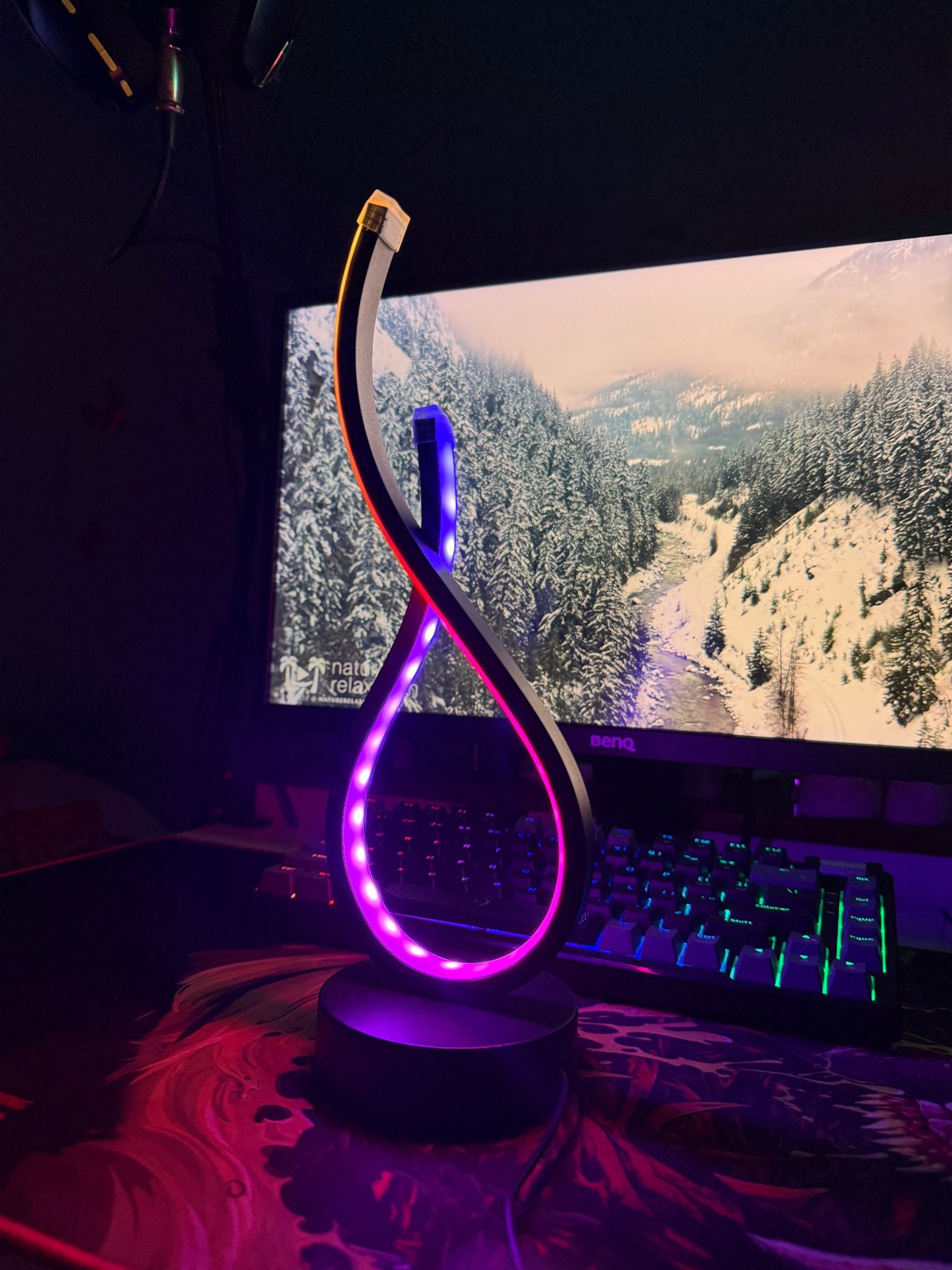 Lampă LED RGB Infinity – Iluminare Ambientală Modernă