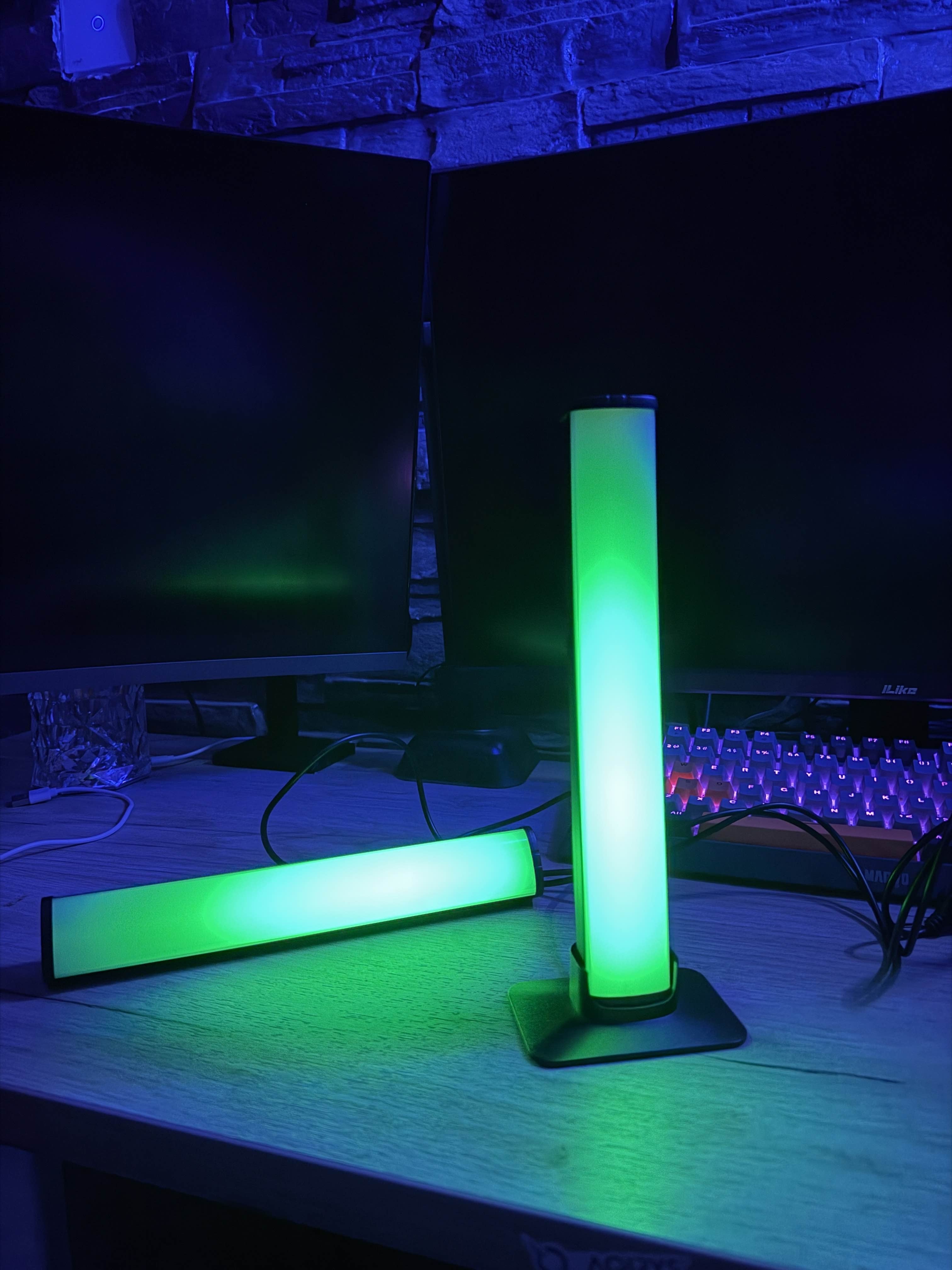 Lampă LED Smart RGB – Birou & Gaming