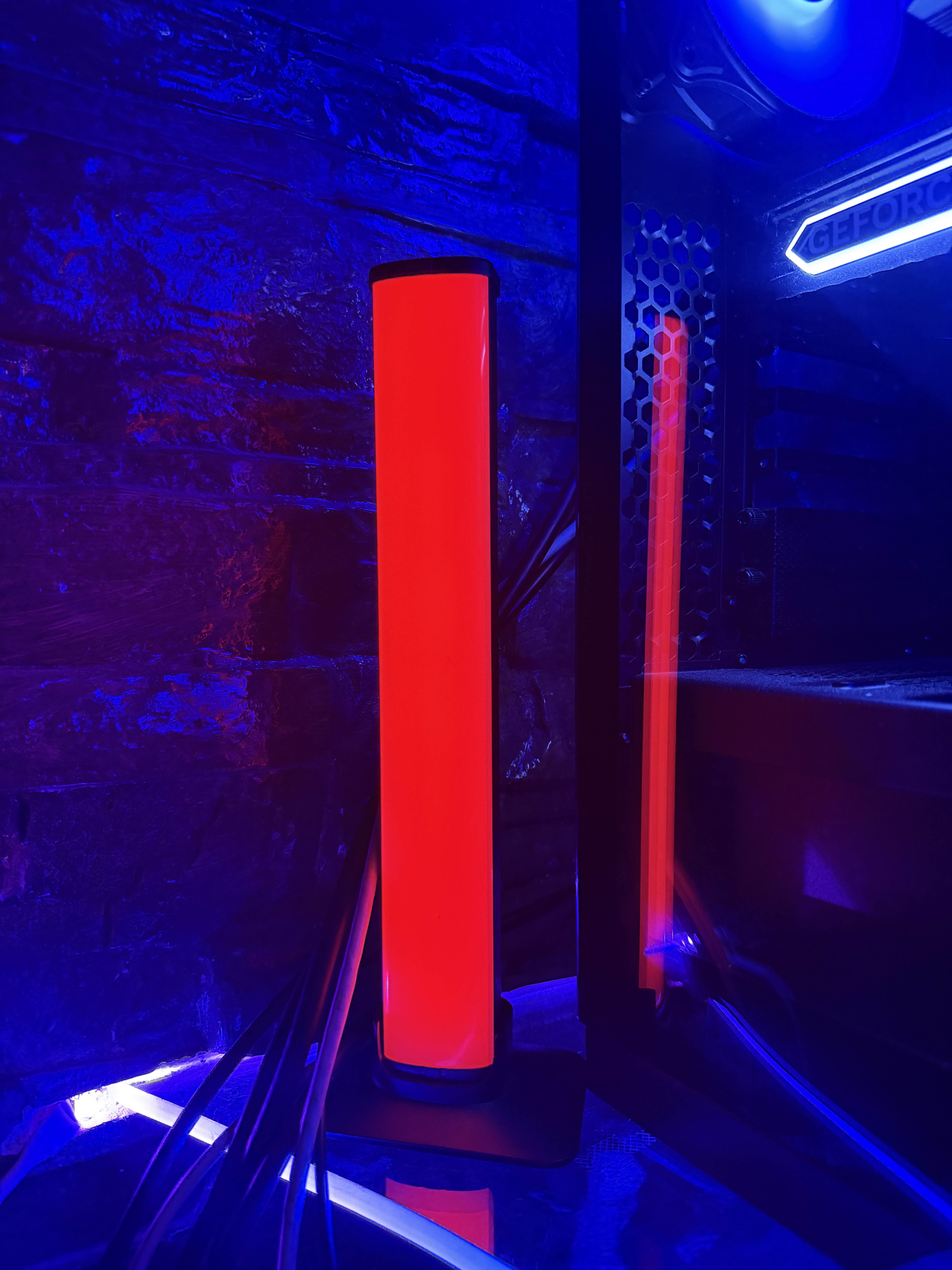 Lampă LED Smart RGB – Birou & Gaming