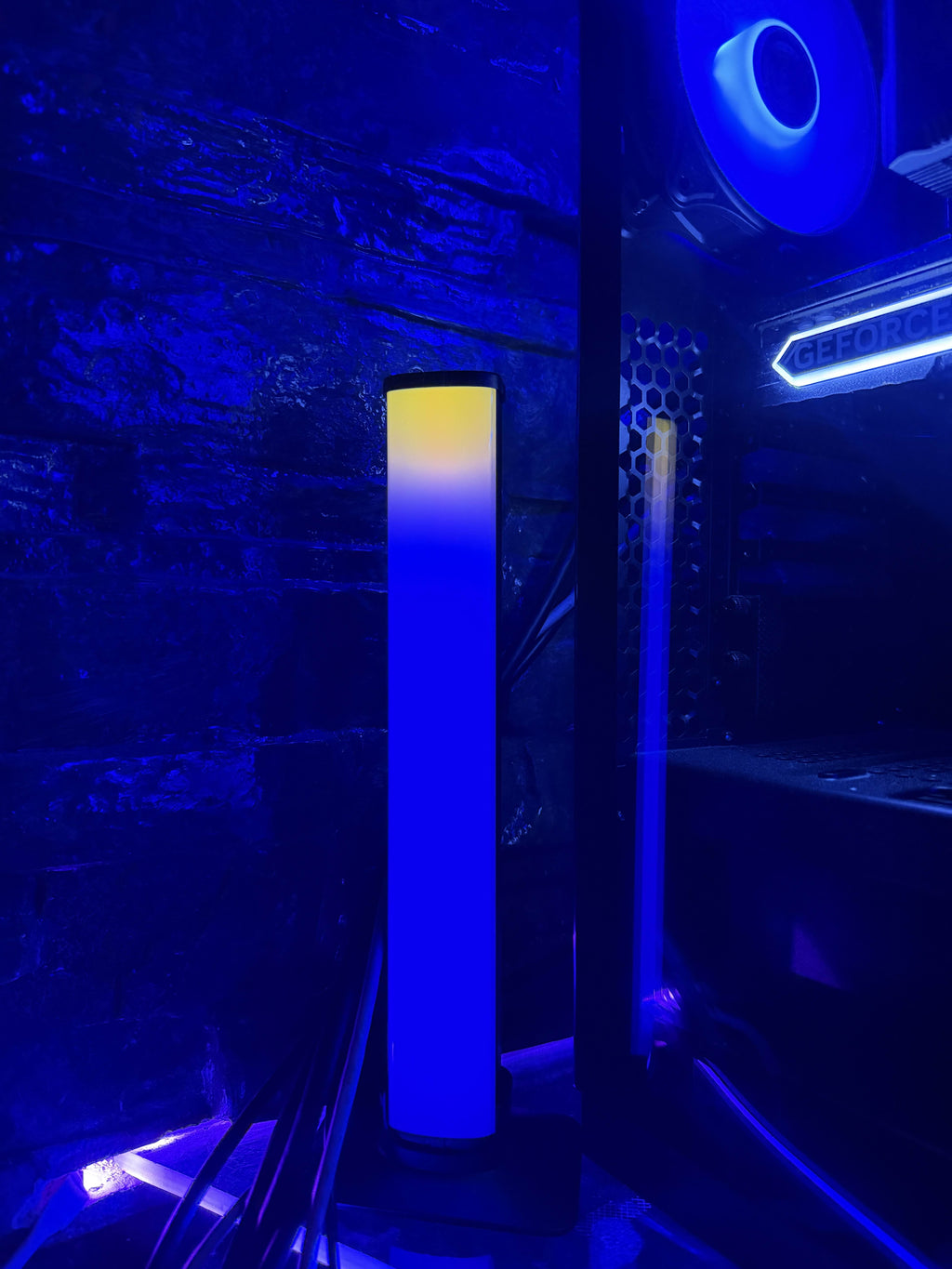 Lampă LED Smart RGB – Birou & Gaming