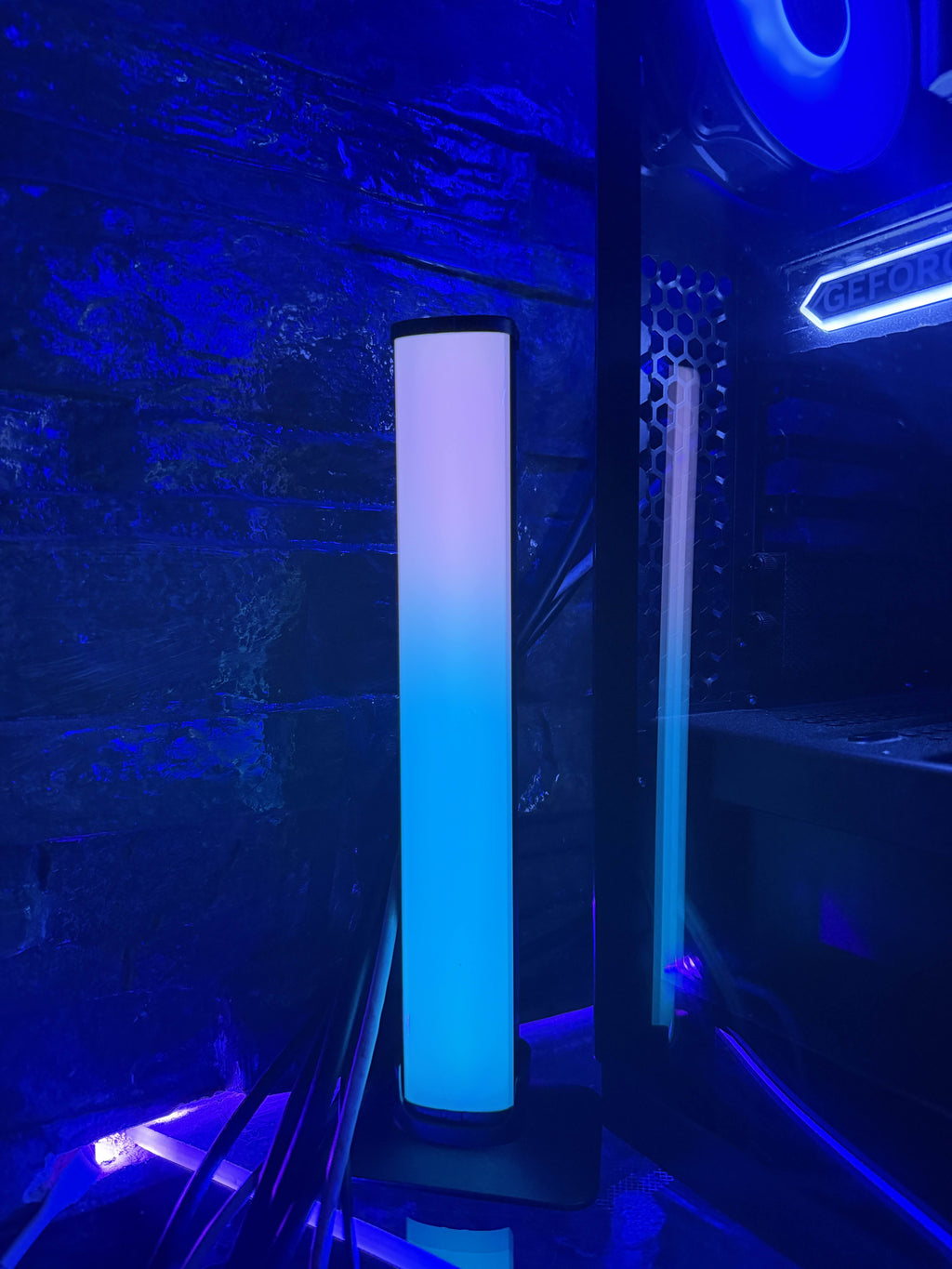 Lampă LED Smart RGB – Birou & Gaming