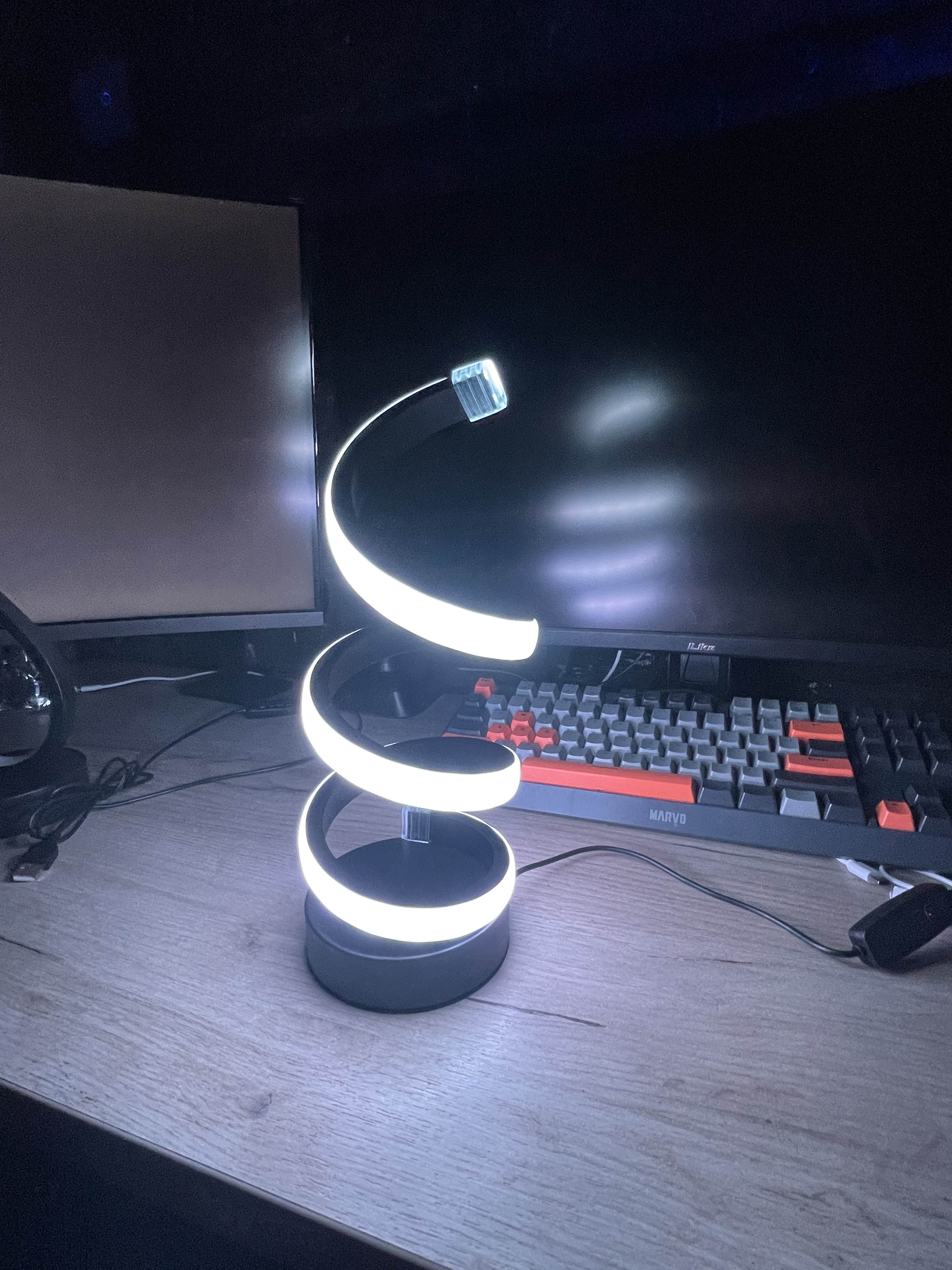 Lampă LED Smart RGB Spirală – Design Modern